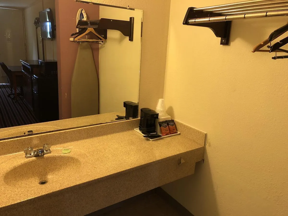 Hotel Americas Best Value Inn Virginia Beach